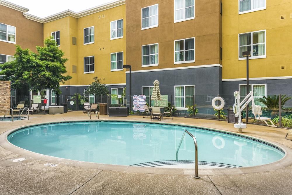 Homewood Suites By Hilton Carlsbad-North San Diego County Экстерьер фото